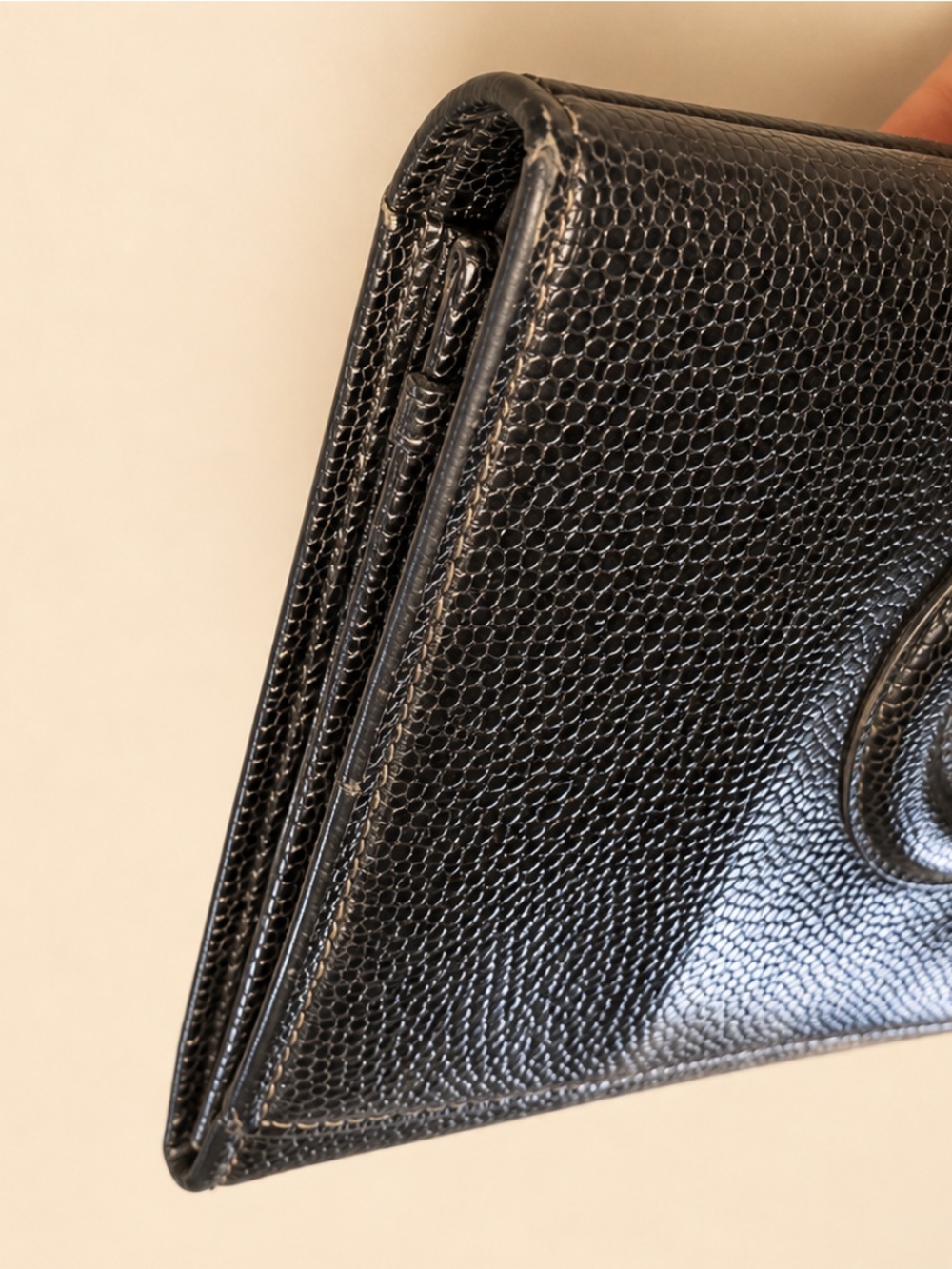 Salvatore Ferragamo Gancini Pebbled Continental Wallet EUC - Picture 4 of 8